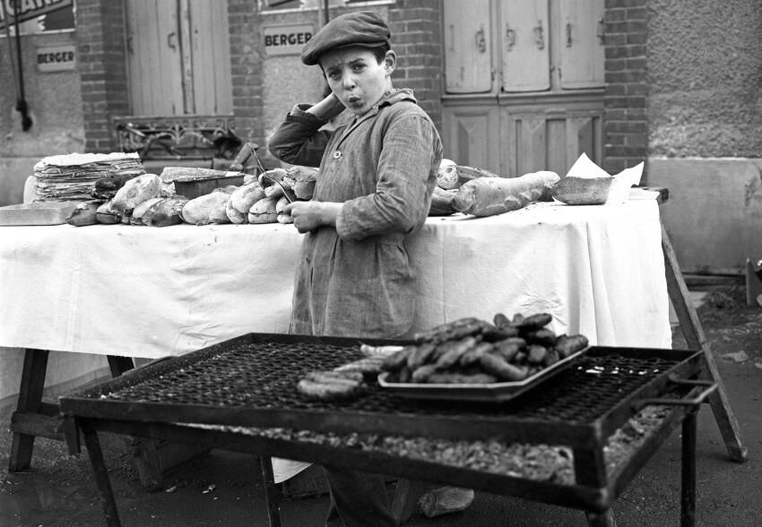Buvette du match Rennes-Reims, Charles Barmay, Rennes, 4 février 1962. Crédit : CC By NC - Collection Musée de Bretagne, Rennes