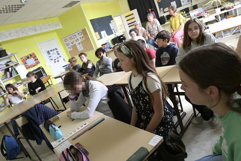 Belle preuve de confiance et d’amitié : lors du passage du Mag’, les élèves du dispositif Ulis ont invité leurs camarades de classe ordinaires à témoigner avec eux. Belle preuve de confiance et d’amitié : lors du passage du Mag’, les élèves du dispositif Ulis ont invité leurs camarades de classe ordinaires à témoigner avec eux.