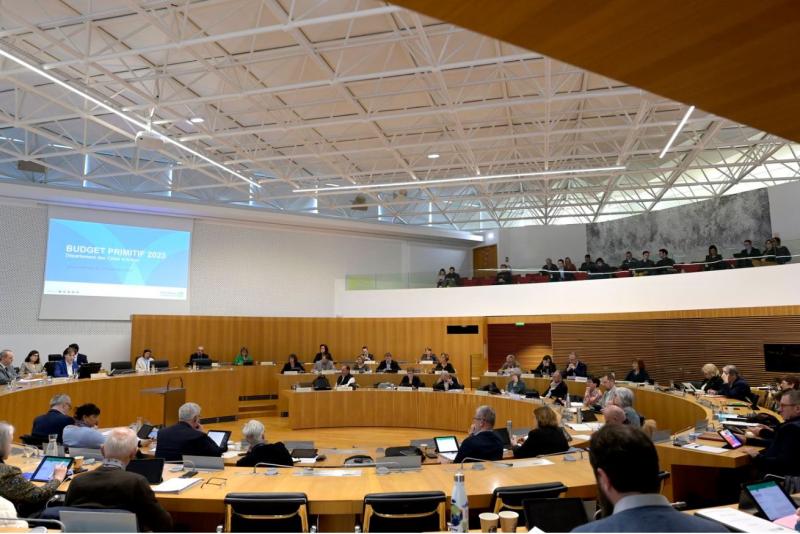 Hémicycle René-Pleven (© Thierry Jeandot)