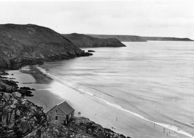 La plage Bonaparte, haut-lieu du réseau Shelburn