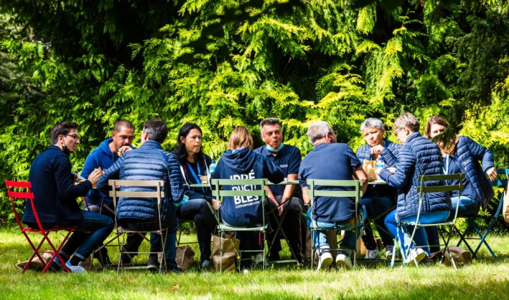 Une telle journée ne s'organise pas toute seule... Rapise pause déjeuner pour l'équipe de la Direction de la Communication mobilisée ce jour pour accueillir le public dans les meilleures conditions !