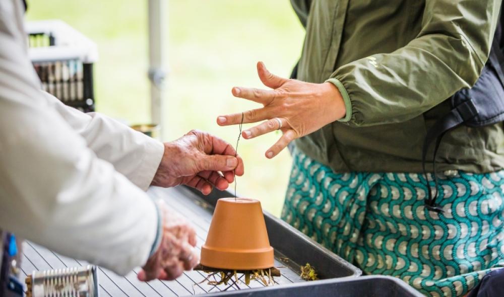 ... pour proposer conseils et astuces pour favoriser la biodiversité dans son jardin.